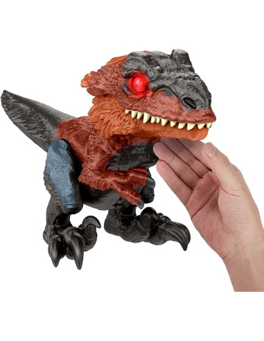 JW UNCAGED ULTIMATE FIRE PYRORAPTOR