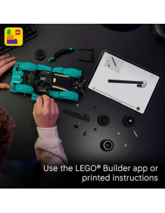 LEGO Technic Aston Martin Valkyrie 2