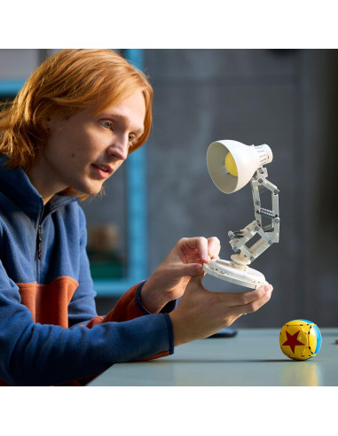 LEGO 21357 Ideas | Disney Pixar Luxo Jr. Modelo...