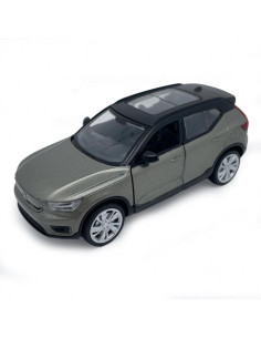 VOLVO XC40 1:31 PULLBACK