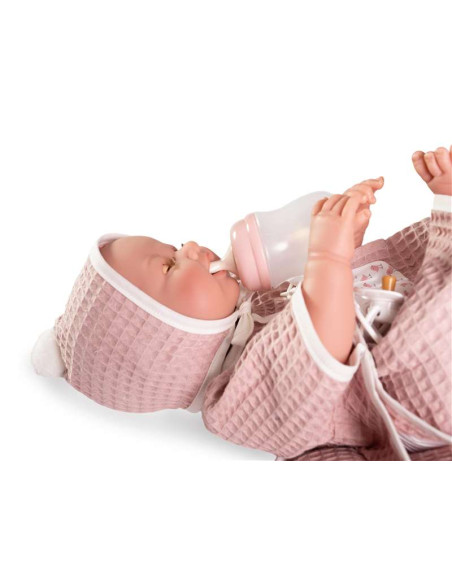 Recien Nacida Mia hace pipi con Capita de Baño y set 