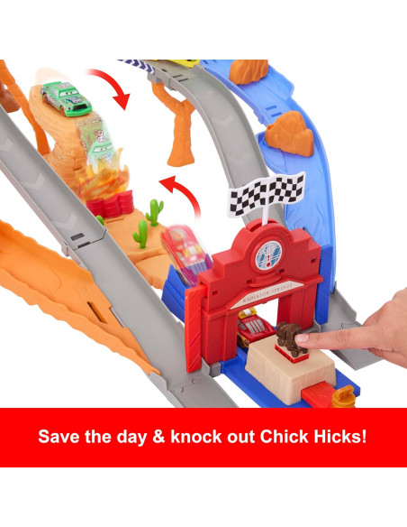 Mattel Disney Pixar Cars Rescate a toda máquina en Radiador Springs 