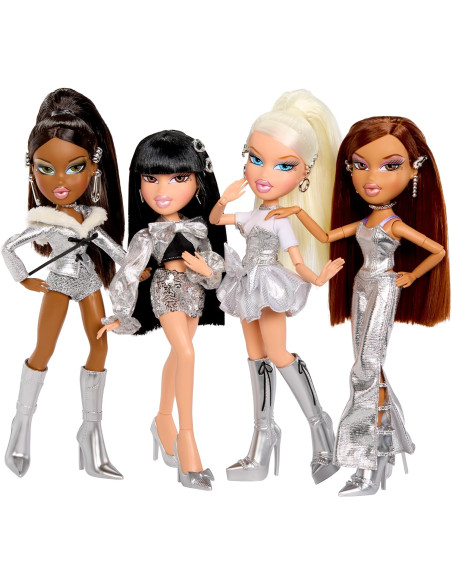 Bratz Charmz Cloe - Muñeca de Moda con Pulsera de Charms coleccionables, Incluye Outfit y Accesorios