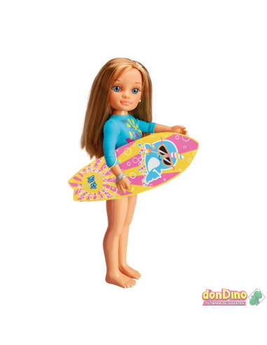 Nancy un Día Haciendo Surf Muñeca