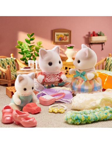 Sylvanian Families Familia Gato Latte
