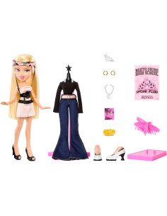 Bratz x Mean Girls Spring Fling Doll Regina - Muñeca de... 2