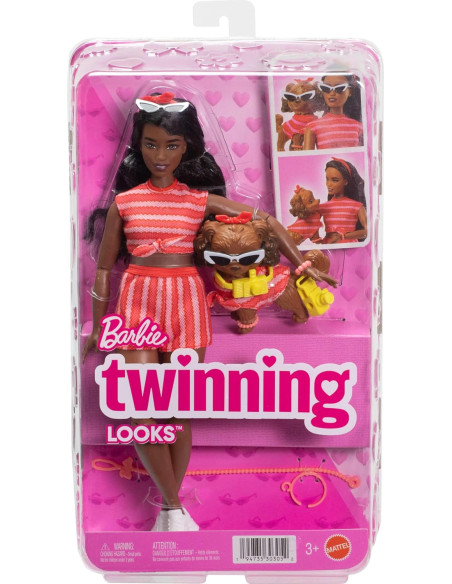 Barbie Twinning Looks muñeca con Perrito con Ropa de Rayas Rojas a Juego y Accesorios